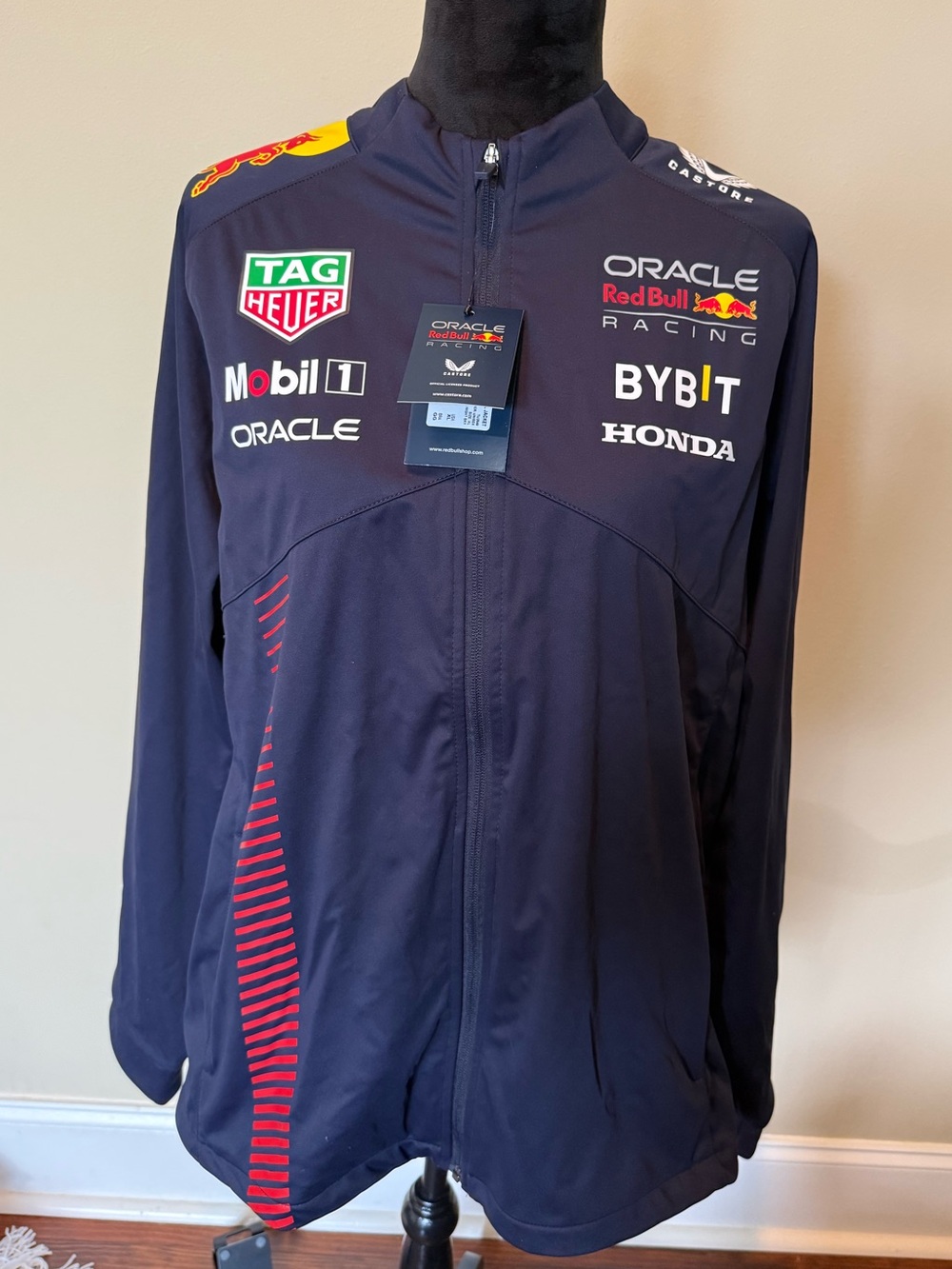NWT Oracle Redbull Racing 2023 Team Softshell Jacket